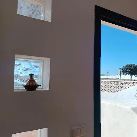 Moana Surf House Коральео