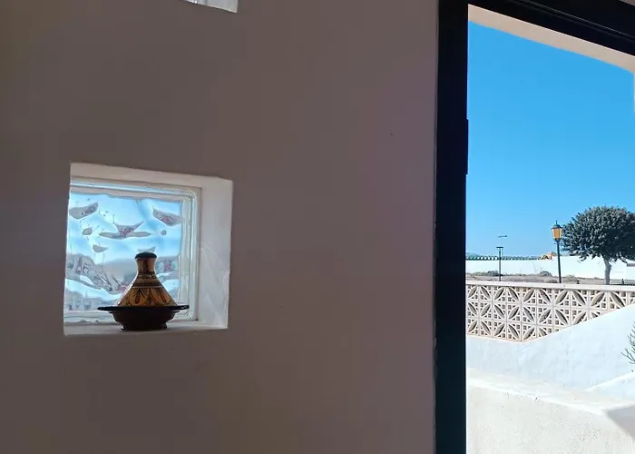 Moana Surf House Corralejo